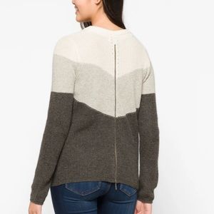 Design History Women's Sweater in Cream and Gray